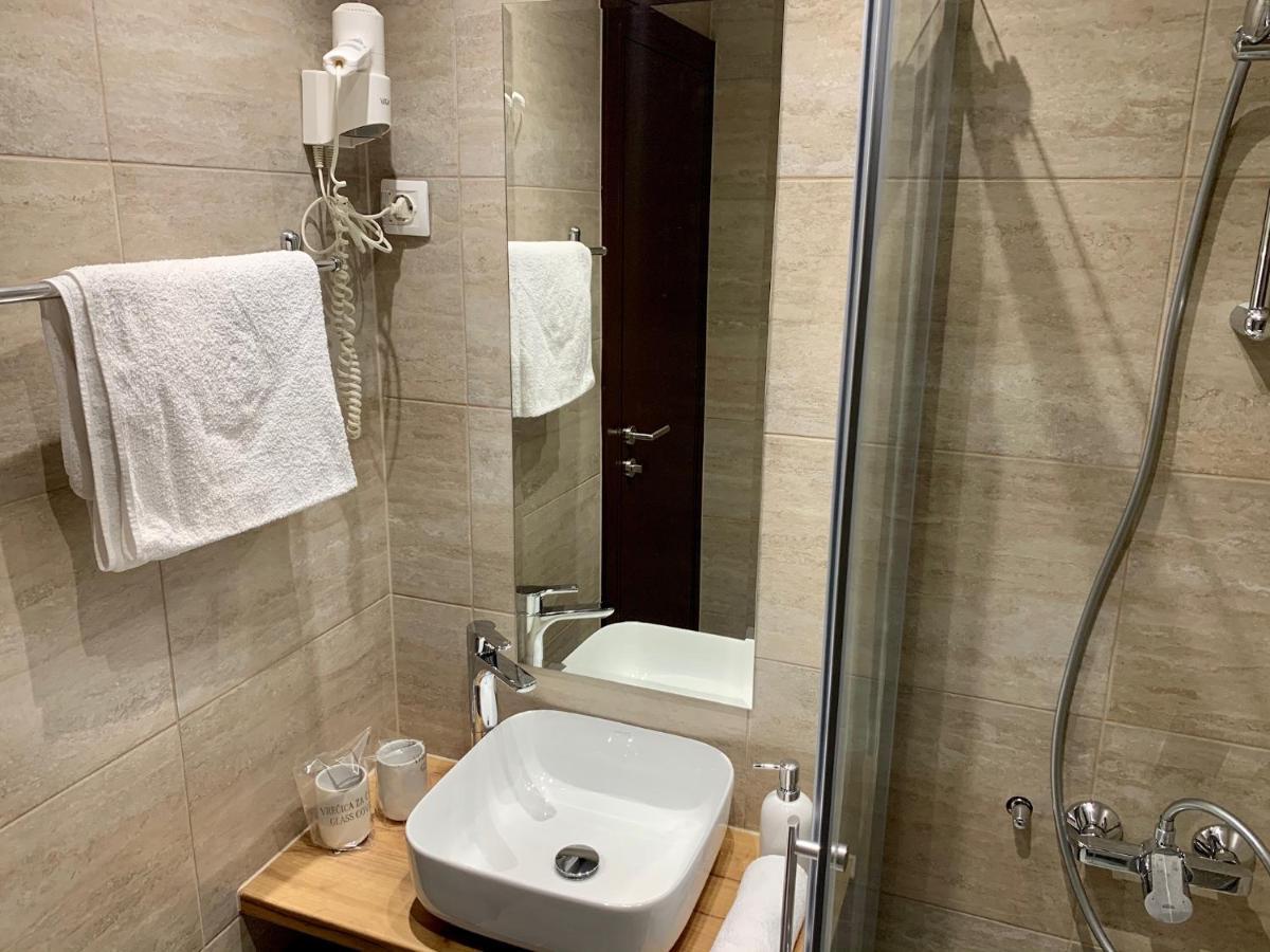 Motel Kiwi Grude Dış mekan fotoğraf